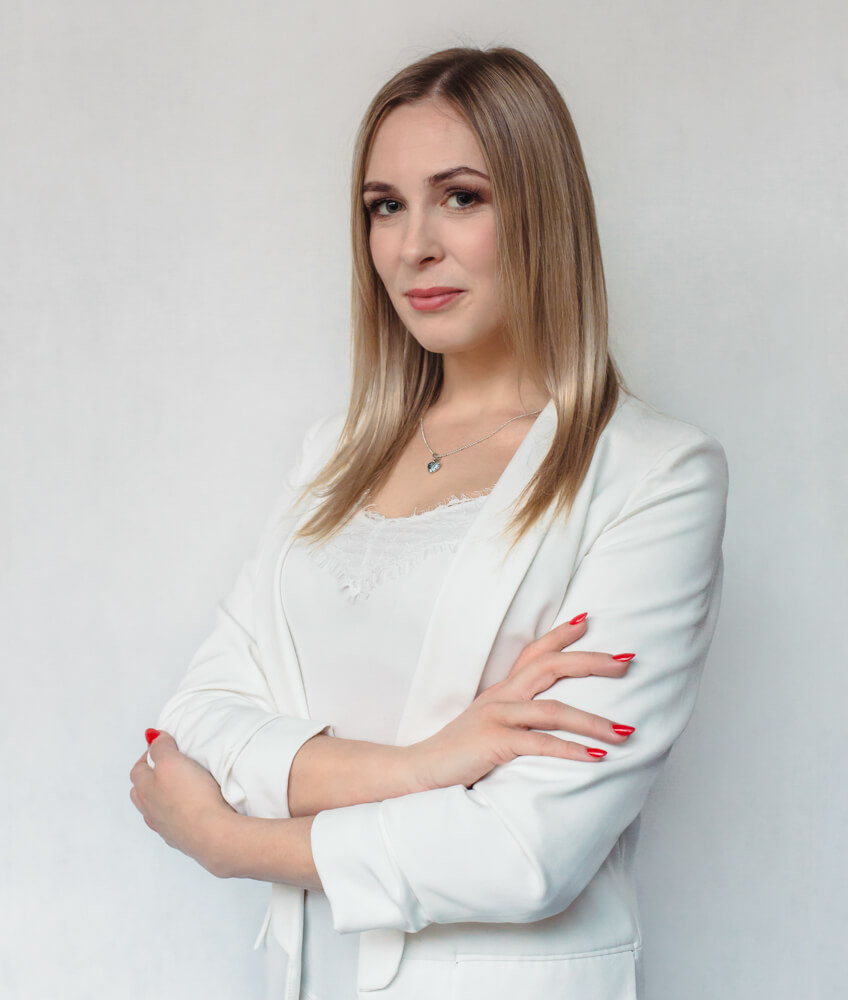 Portret biznesowy młodej kobiety Izabeli Piotrowicz z Click Leaders